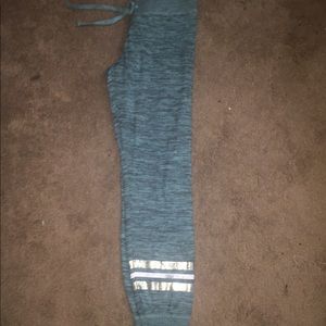 Comfy pants/ sweats